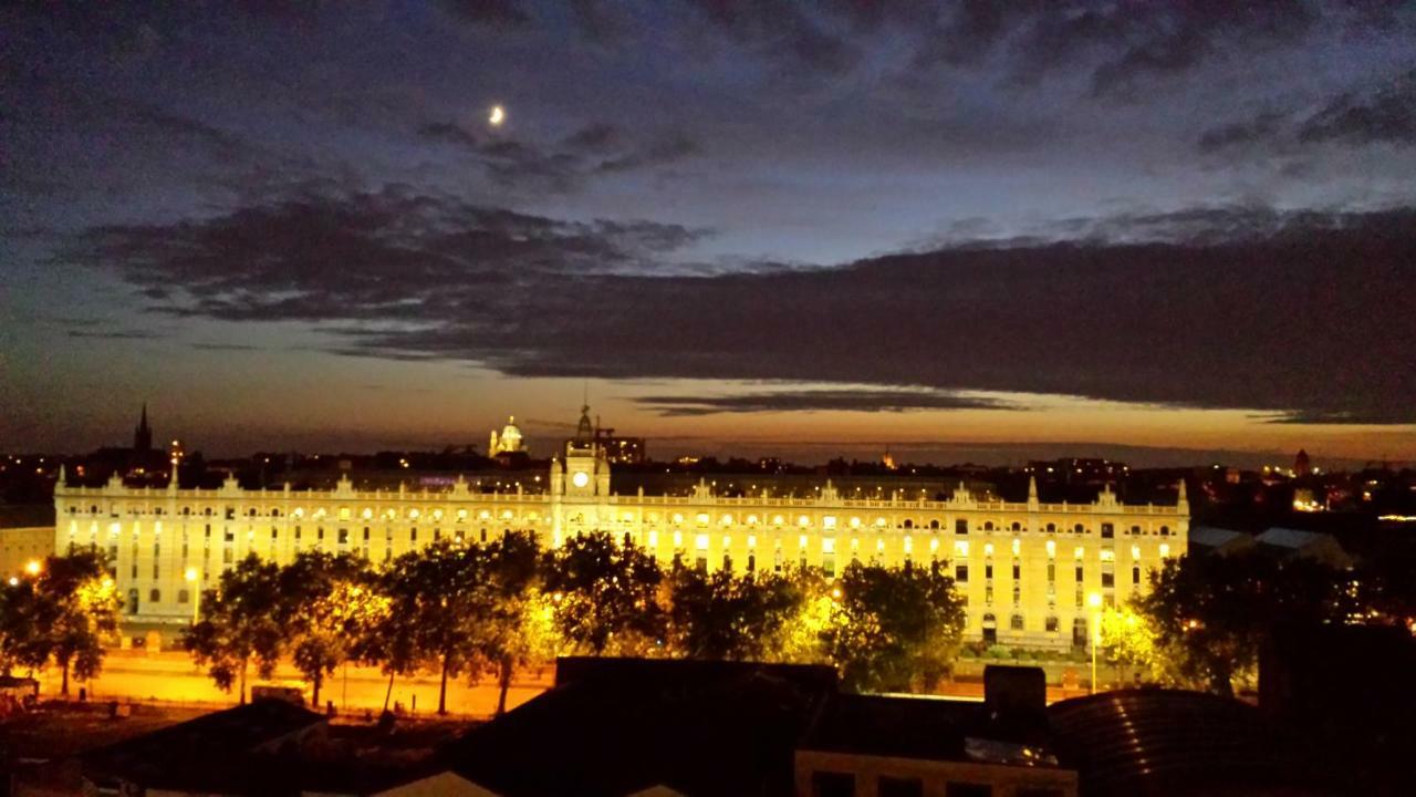 Romantic Room In Brussels Sky Екстер'єр фото